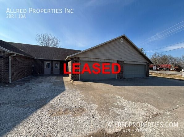 2697 N Center St APT C