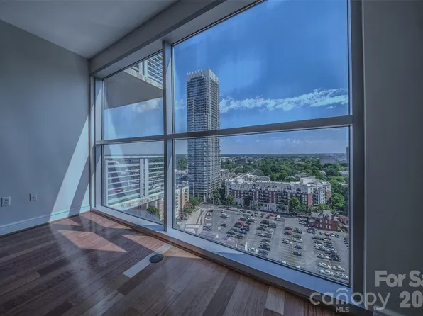 333 W Trade St Unit 1602, Charlotte, NC 28202