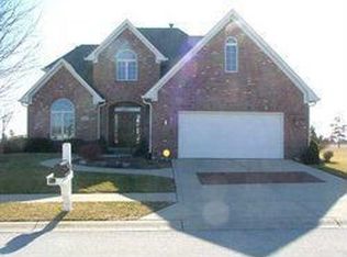 2472 Somerset Cir, Franklin, IN 46131