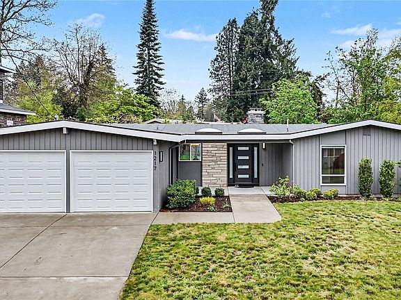 2nd image of 1217 150th Avenue SE