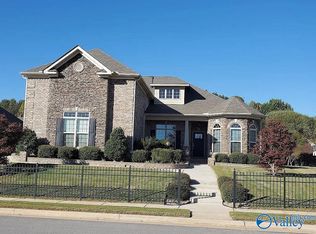 6329 Central Park Ln NW, Huntsville, AL 35806