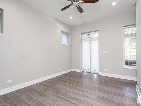 5th image of 4834 S King Dr #3E