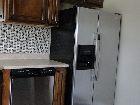 stainless steel appliances incuded