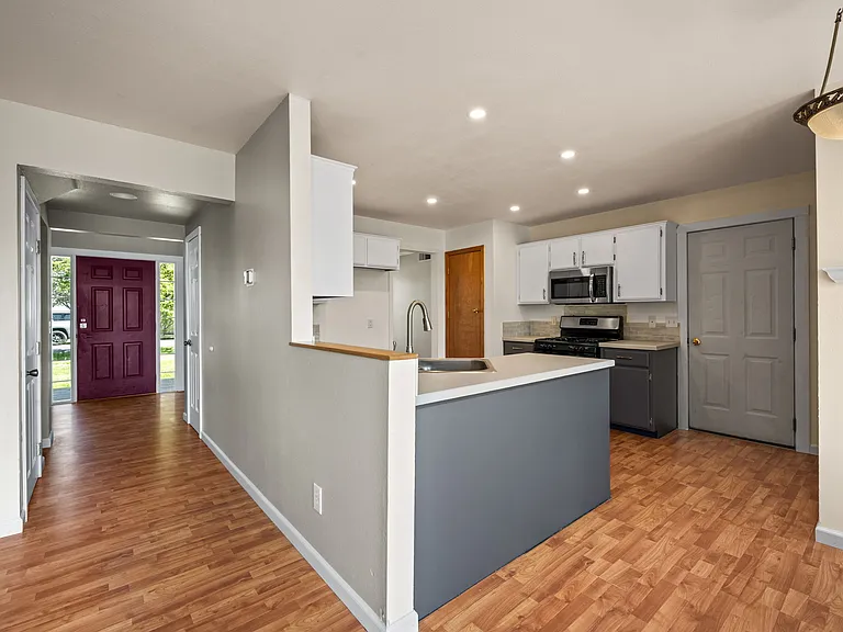 1140 W Starling Ave — Photo 13