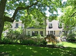 730 Waverly Rd, Bryn Mawr, PA 19010