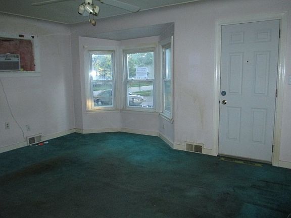 5th image of 508 Orchard Ave