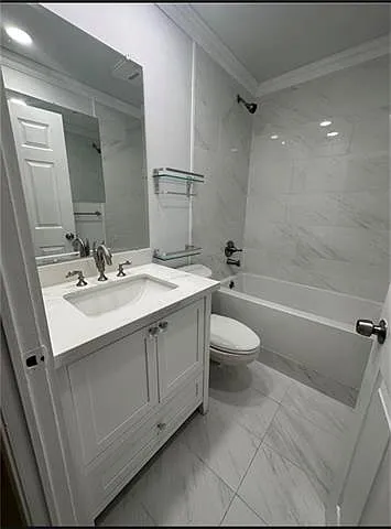 517 Diplomat St — Photo 12
