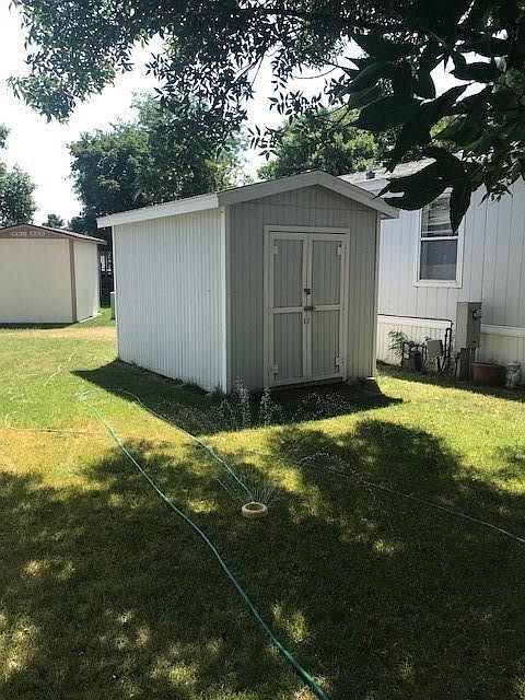2nd image of 42 Brookpark Dr