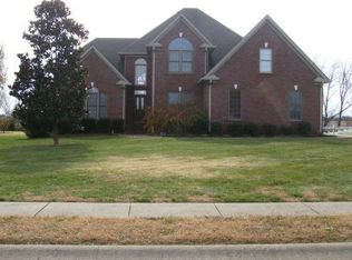 1300 Morris Cir, Hopkinsville, KY 42240