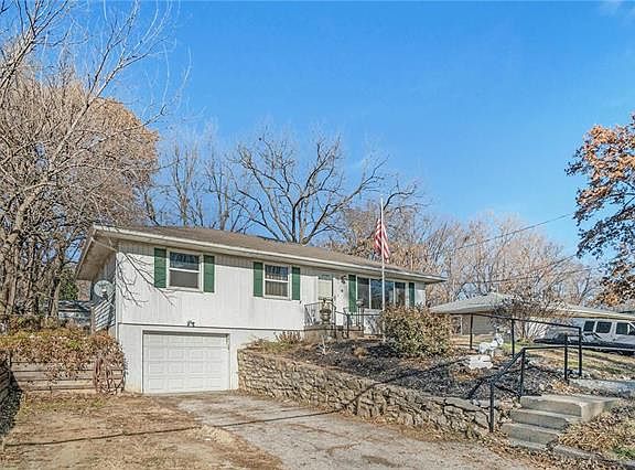 2nd image of 4608 Greeley Ave