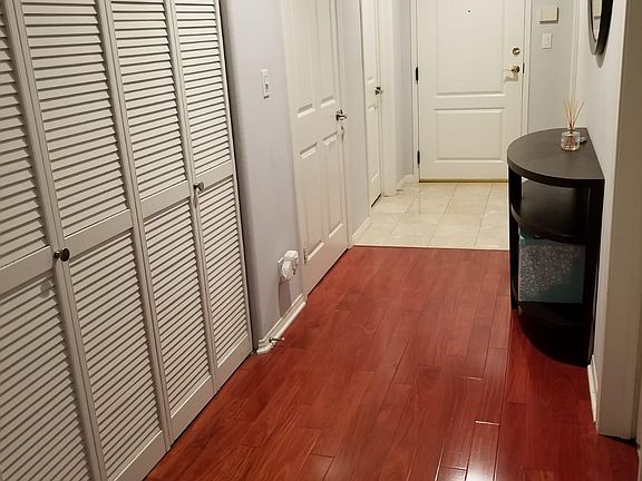 2nd image of 1211 S Shenandoah St APT 203