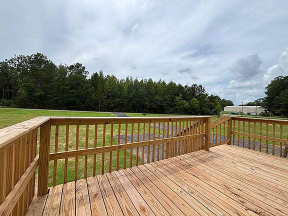 3rd image of 1083 Perigrine Cir