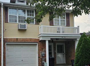 82-74 Country Pointe Cir FLOOR 2, Queens Village, NY 11427