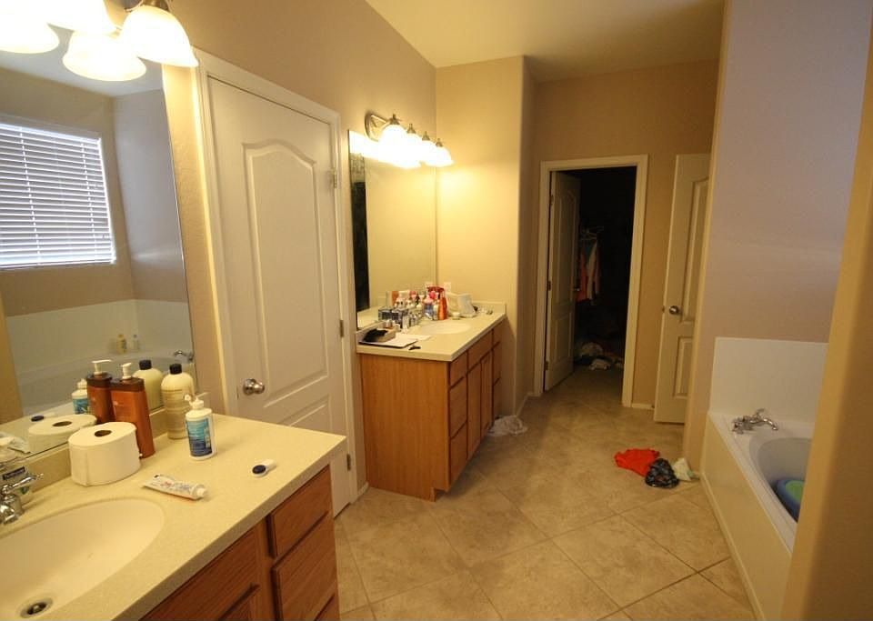 1st image of 7212 W Irwin Ave