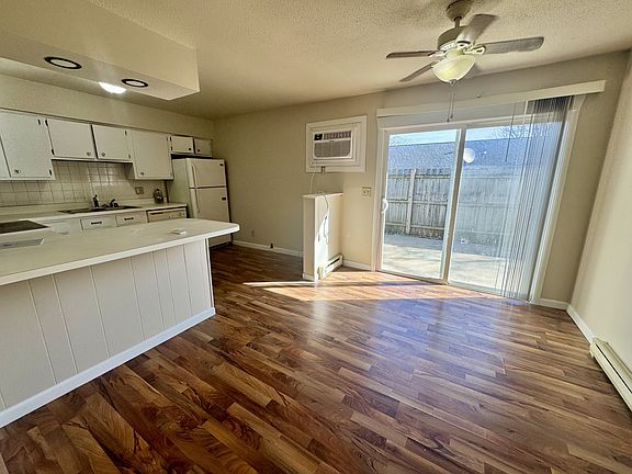 2nd image of 4032 Liberty St #1