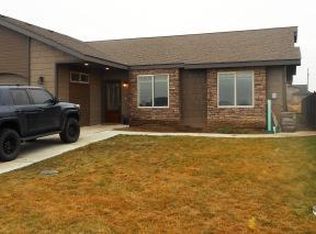 409 Lacoursiere St, Moxee, WA 98936