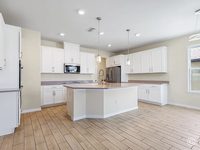 13441 Palmera Vista Dr — Photo 9