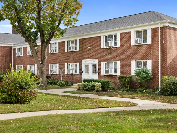 221-26 Manor Road image 3 of 19