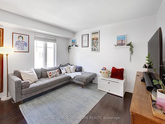 4th image of 46 Western Battery Rd #838