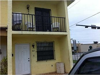 1st image of 597 E 8th St #597