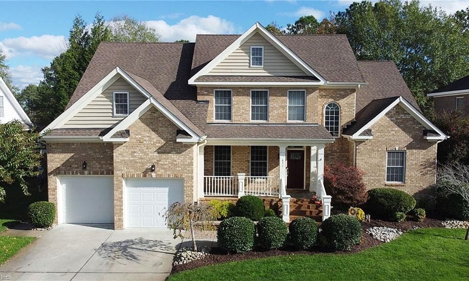 1st image of 833 Falls Creek Dr