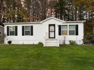 12 Larry Dr, Lisbon, ME 04250