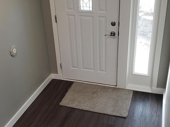 2nd image of 707 Dublin Dr