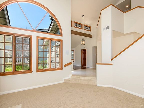 5th image of 47 Sausalito Cir W