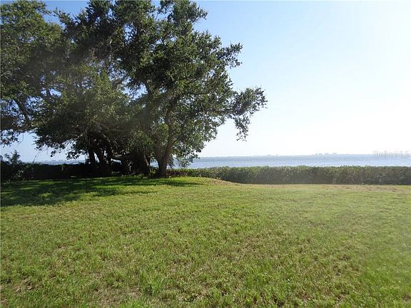 5th image of 8126 Longbay Blvd