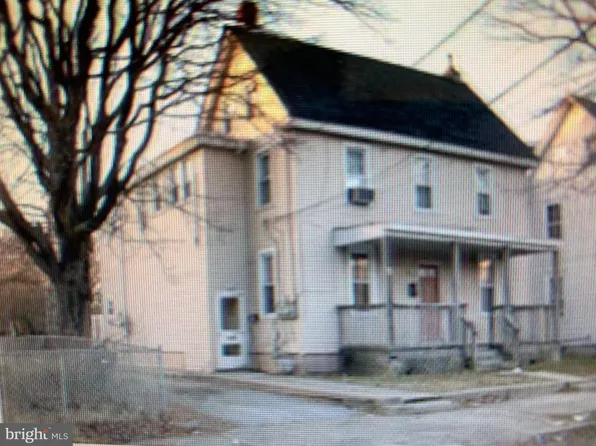 6 Franklin St, Penns Grove, NJ 08069