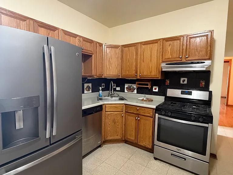 5914 W Fullerton Ave #2 — Photo 16
