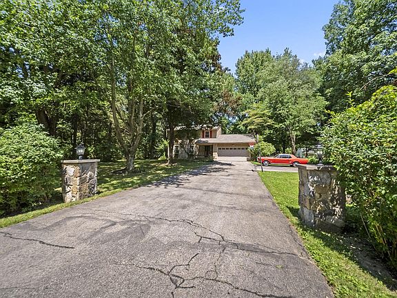 2nd image of 11775 Woodtown Rd