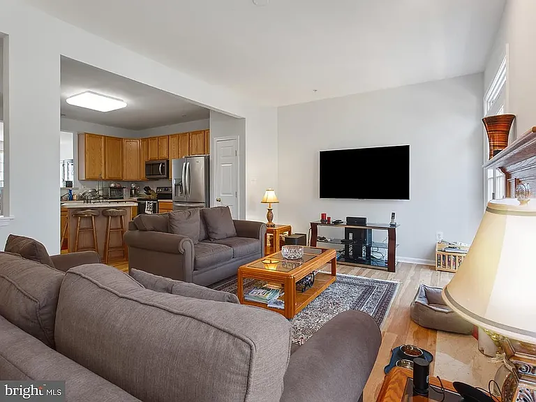 4225 Lavender Ln — Photo 6