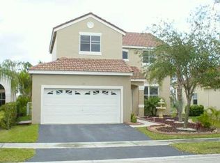 720 Sand Creek Cir, Weston, FL 33327