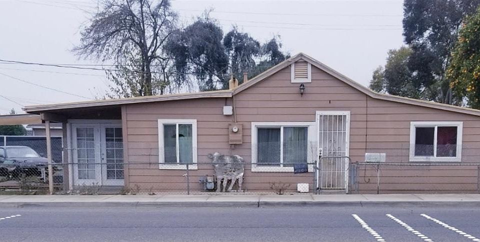 1st image of 6725 1st St