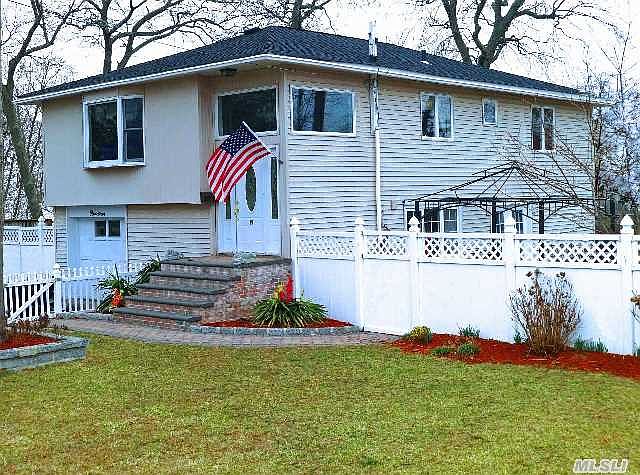 1st image of 19 Peacock Ln