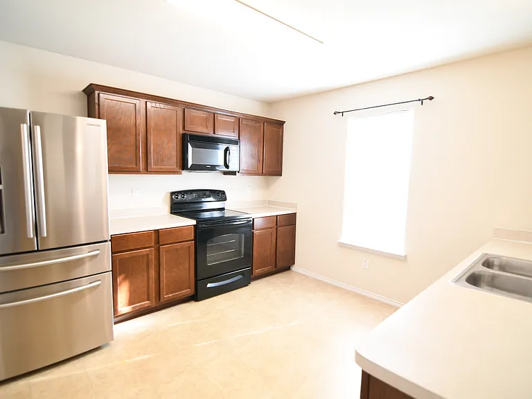 7207 Freedom Dr — Photo 6