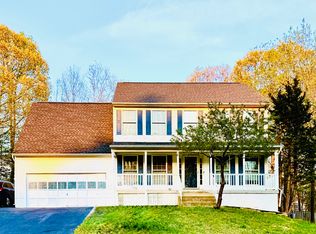 9613 Hickory Hill Dr, Fredericksburg, VA 22408