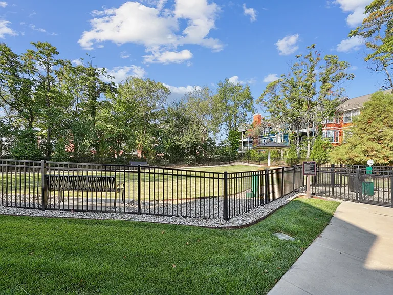 The Ivy Apartment Homes — Photo 17