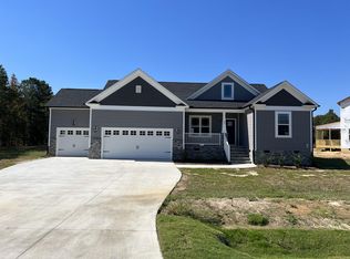 23 Red Rocks Cir, Benson, NC 27504
