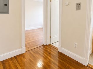 1195 Boylston St #123, Boston, MA 02215