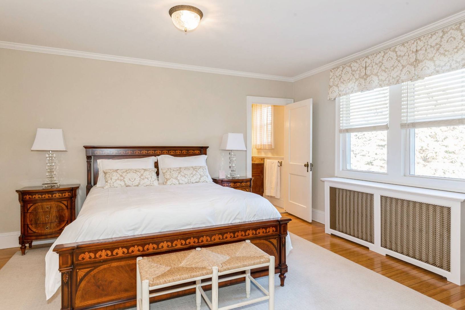  Primary Suite - Upper Floor