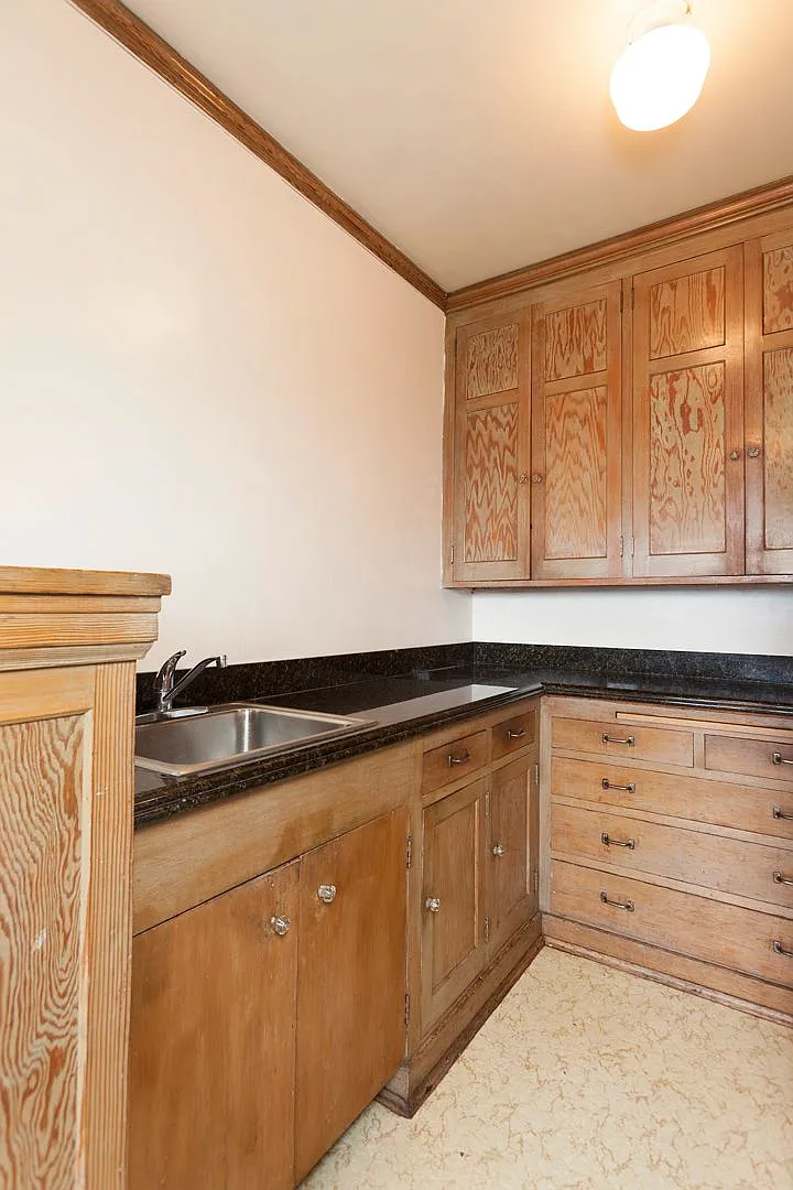 St. Helens Apartments — Photo 4