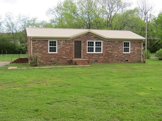 1st image of 1365 Meadowbrook Dr