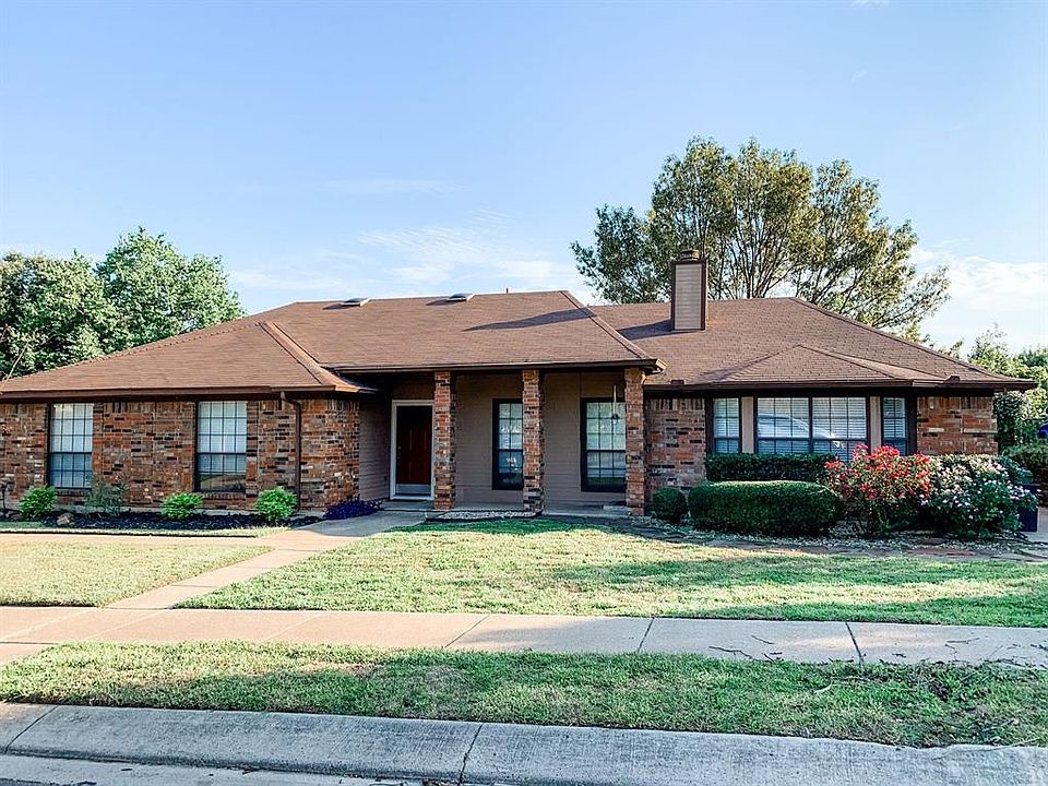 1st image of 2320 Shady Turf Dr