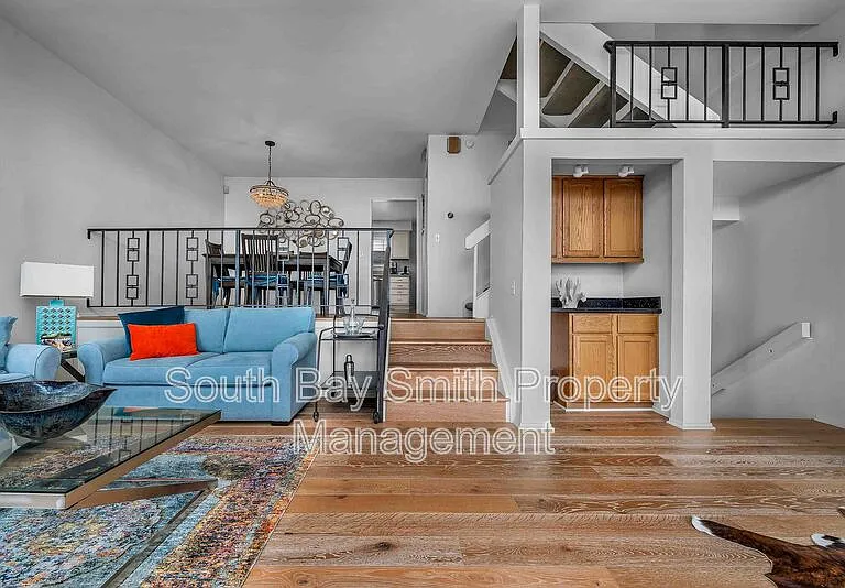 420 Palos Verdes Blvd — Photo 10