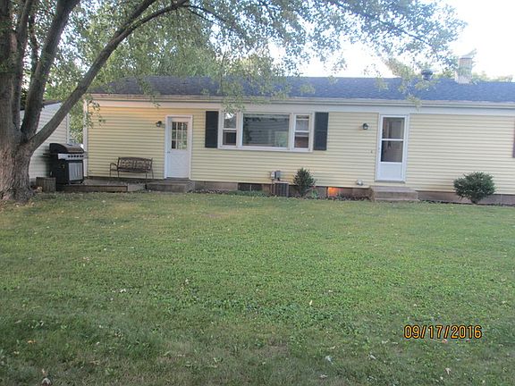 5th image of 99 Circle Dr W