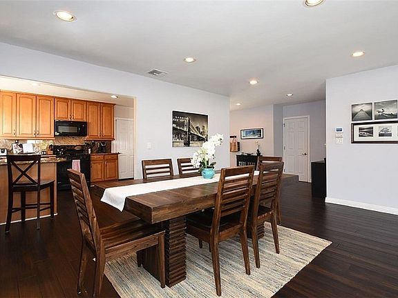 5th image of 4317 Highgrove Ave