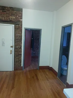 Rented by Allen Harris, LREB | media 20