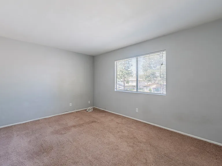2044 N Avenida Vista Monte 1 #2-DEL — Photo 13